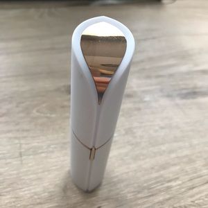 Finishing Touch Flawless Painless Hair Remover